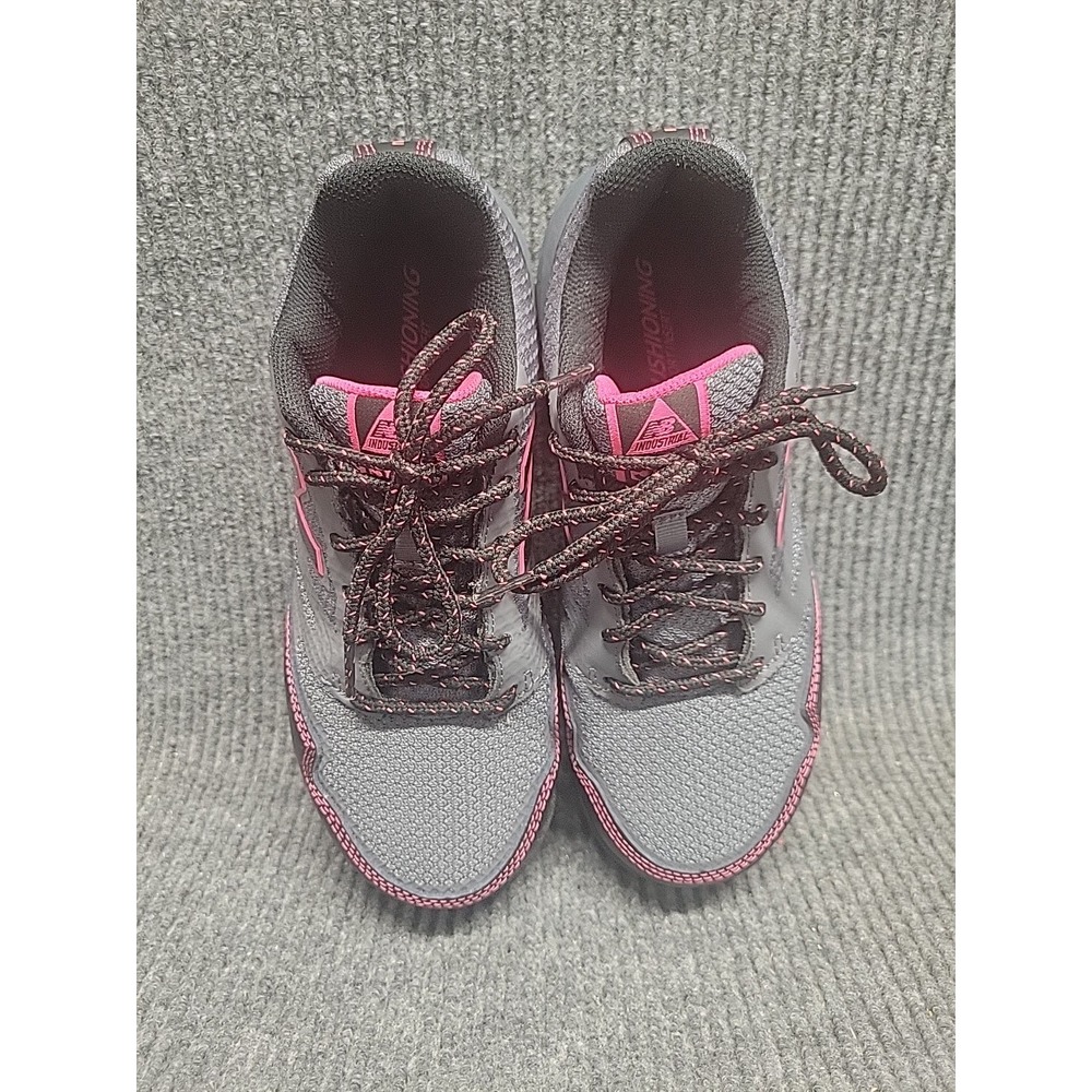 New Balance Women's Sneakers in Gray and Pink